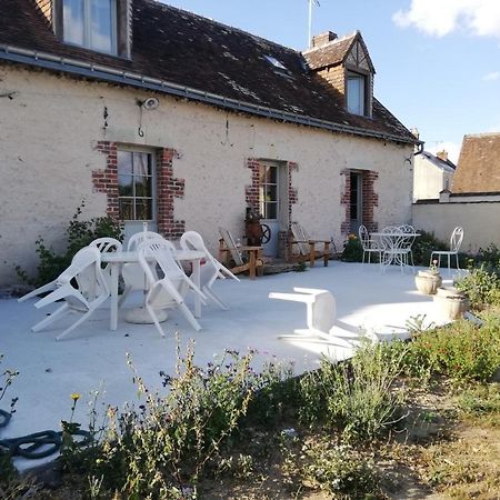 Chambre D'Hote Monthodon ภายนอก รูปภาพ